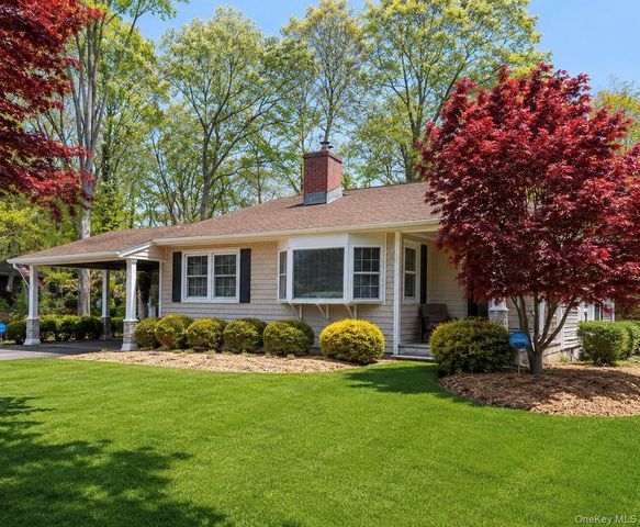 7 Ursular Court, Smithtown, NY 11787