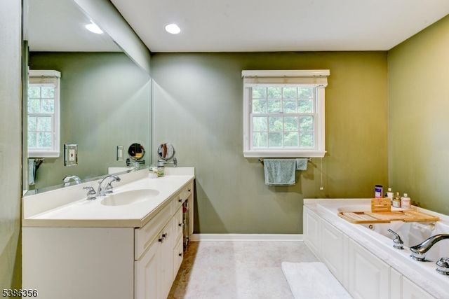 481 Terrill Rd, Fanwood Boro, NJ 07023