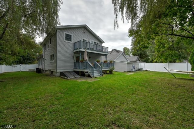 481 Terrill Rd, Fanwood Boro, NJ 07023