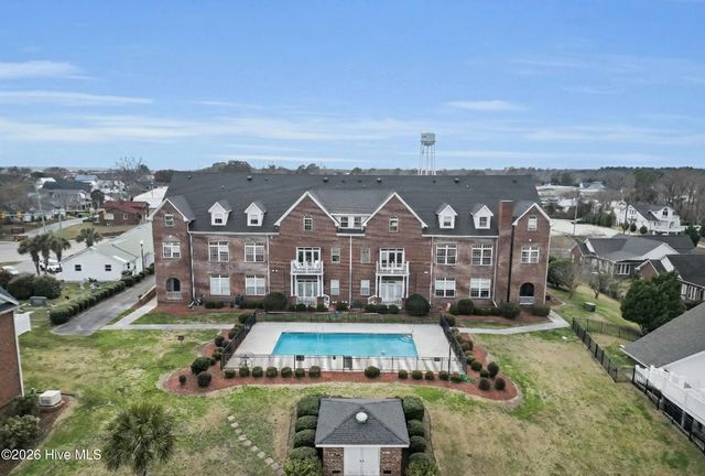 502 Main Street Ext Unit 111, Swansboro, NC 28584