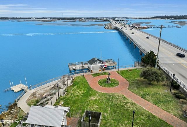 502 Main Street Ext Unit 111, Swansboro, NC 28584