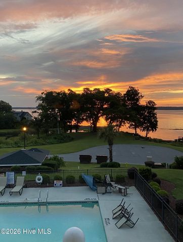 502 Main Street Ext Unit 111, Swansboro, NC 28584