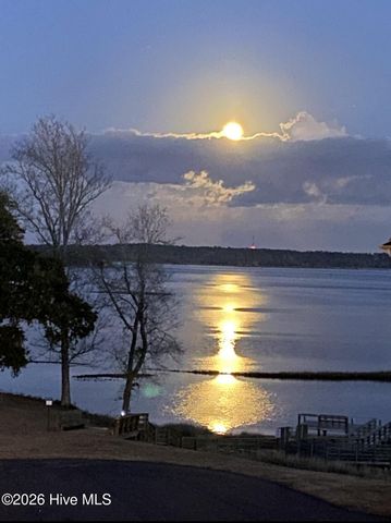 502 Main Street Ext Unit 111, Swansboro, NC 28584