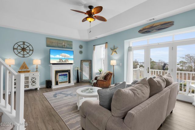 502 Main Street Ext Unit 111, Swansboro, NC 28584