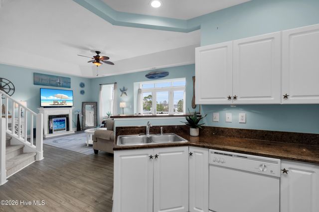 502 Main Street Ext Unit 111, Swansboro, NC 28584