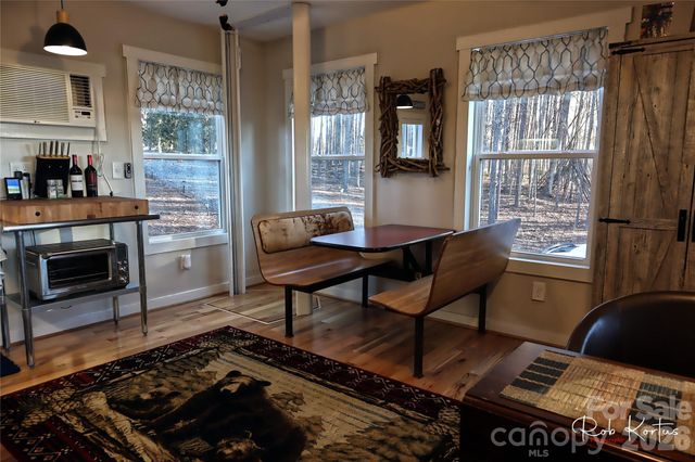 1594 High Valley Way, Lenoir, NC 28645