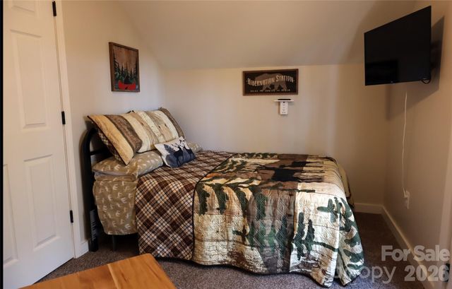 1594 High Valley Way, Lenoir, NC 28645