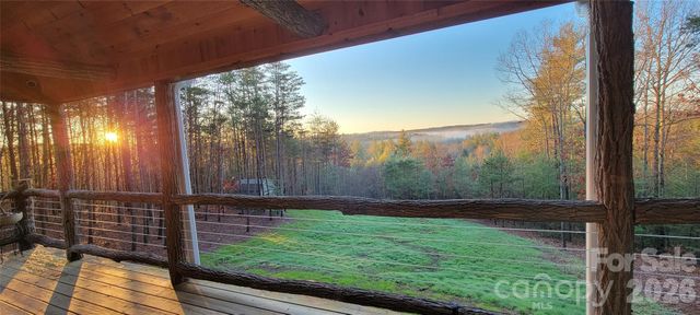 1594 High Valley Way, Lenoir, NC 28645