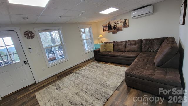 1594 High Valley Way, Lenoir, NC 28645