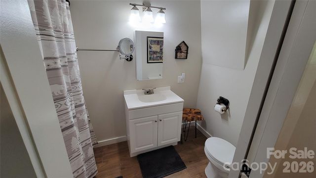 1594 High Valley Way, Lenoir, NC 28645