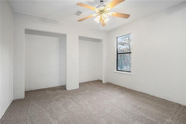 1655 Links Overlook, Stone Mountain, GA 30088