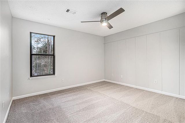 1655 Links Overlook, Stone Mountain, GA 30088