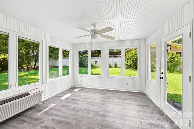 803 E 24th Street, Newton, NC 28658