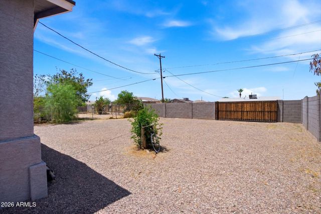 2732 E ROESER Road, Phoenix, AZ 85040