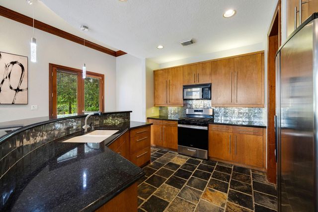 932 Knox Street, Houston, TX 77007