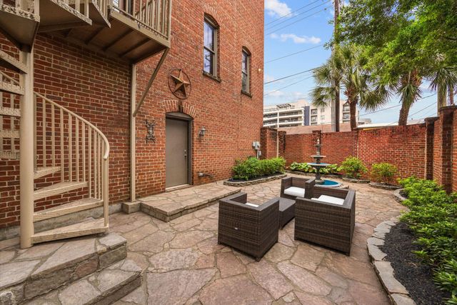 932 Knox Street, Houston, TX 77007