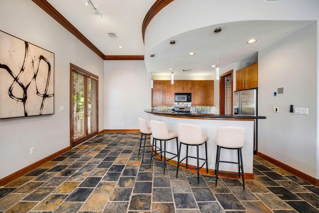 932 Knox Street, Houston, TX 77007