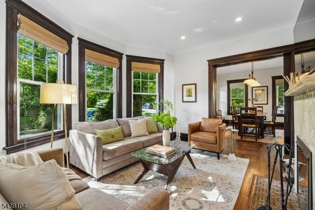 20 Highland Pl, Maplewood Twp., NJ 07040