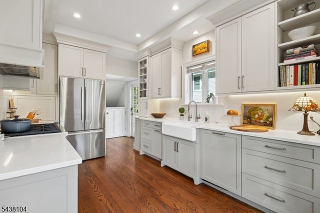 20 Highland Pl, Maplewood Twp., NJ 07040