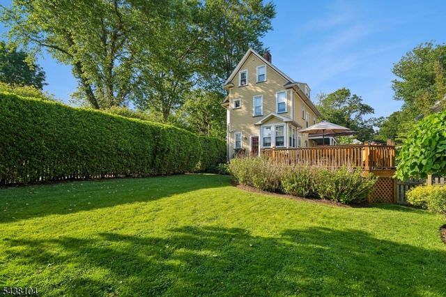 20 Highland Pl, Maplewood Twp., NJ 07040
