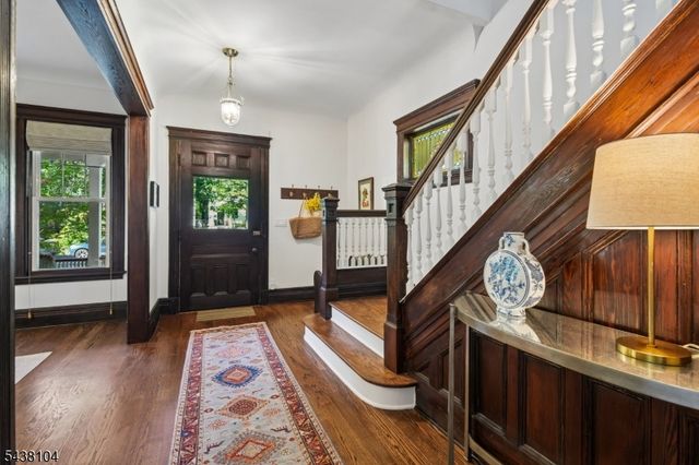 20 Highland Pl, Maplewood Twp., NJ 07040