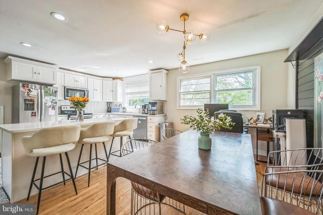 28 PENNLYN RD, Churchville, PA 18966