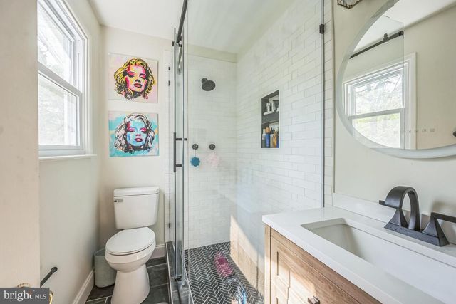 28 PENNLYN RD, Churchville, PA 18966