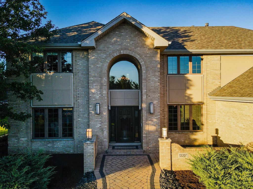 13207 HUNT MASTER Lane, Lemont, IL 60439 — photo 2