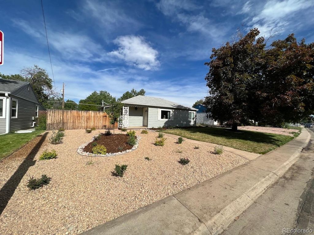 827 S Umatilla Way, Denver, CO 80223