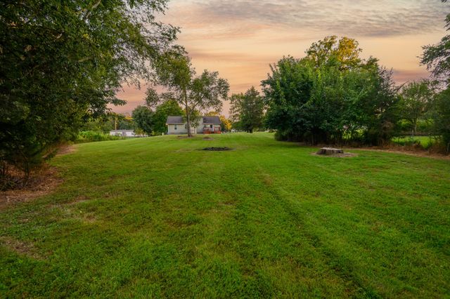 1614 Warner Bridge Rd, Shelbyville, TN 37160