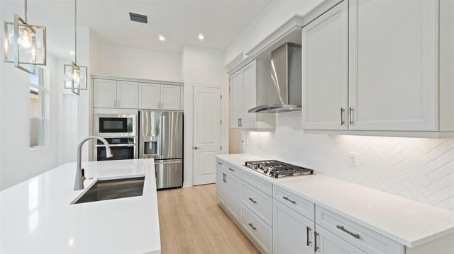 212 SE VIA SANGRO, Port St Lucie, FL 34952