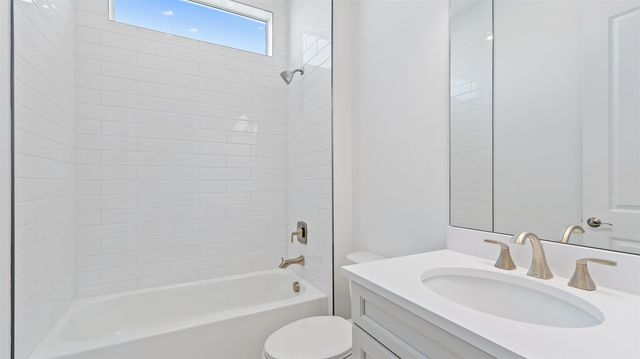 212 SE VIA SANGRO, Port St Lucie, FL 34952