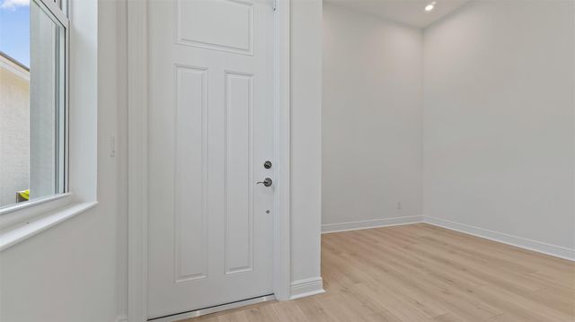 212 SE VIA SANGRO, Port St Lucie, FL 34952