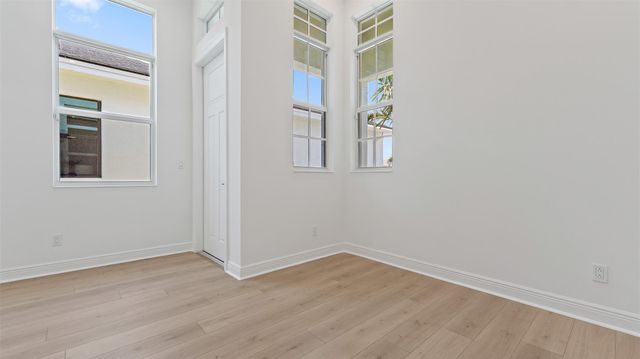 212 SE VIA SANGRO, Port St Lucie, FL 34952