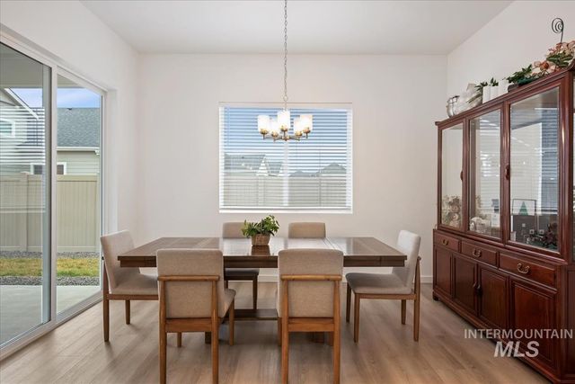 8807 E Snow Drop St, Nampa, ID 83687