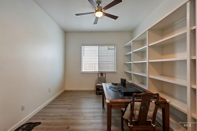 8807 E Snow Drop St, Nampa, ID 83687