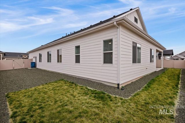 8807 E Snow Drop St, Nampa, ID 83687