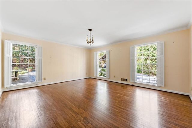 3391 Ridgewood Road NW, Atlanta, GA 30327