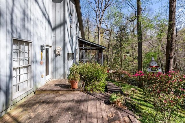 3391 Ridgewood Road NW, Atlanta, GA 30327