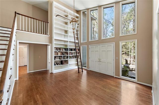 3391 Ridgewood Road NW, Atlanta, GA 30327