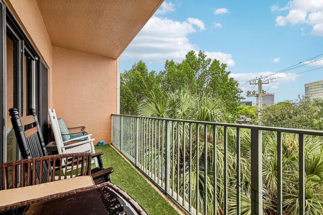 1620 Presidential Way 310, West Palm Beach, FL 33401