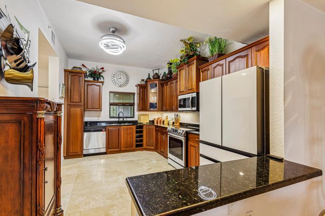 1620 Presidential Way 310, West Palm Beach, FL 33401