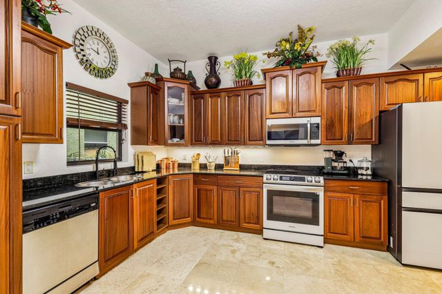 1620 Presidential Way 310, West Palm Beach, FL 33401