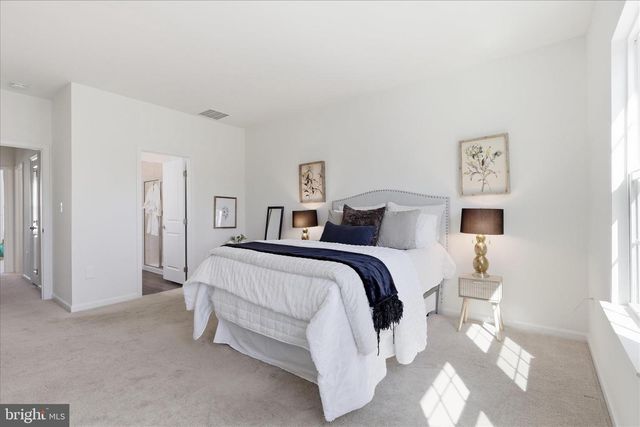 517 VIEW POINT WAY, Fredericksburg, VA 22405