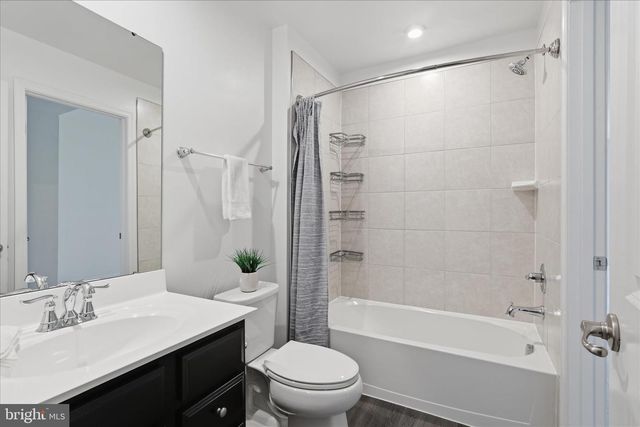 517 VIEW POINT WAY, Fredericksburg, VA 22405