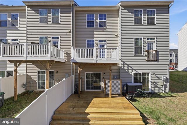 517 VIEW POINT WAY, Fredericksburg, VA 22405