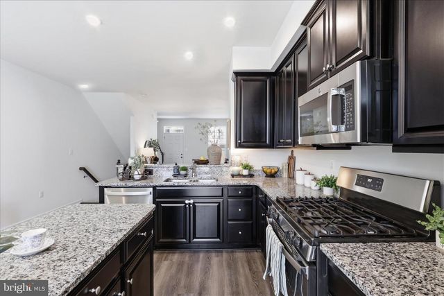 517 VIEW POINT WAY, Fredericksburg, VA 22405