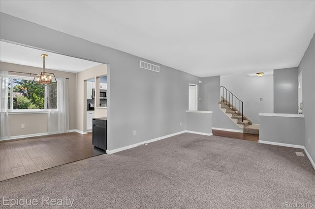 3907 Helen Avenue, Pittsfield Charter Township, MI 48197