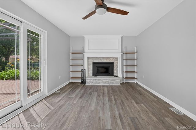 3907 Helen Avenue, Pittsfield Charter Township, MI 48197