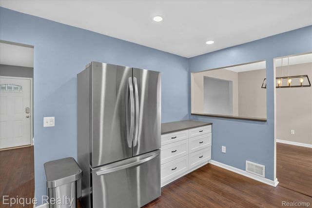 3907 Helen Avenue, Pittsfield Charter Township, MI 48197